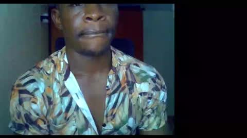 Snapshot of fineebony chatting on 05.26.26 HOT AND SWEET online show from 05.26.26