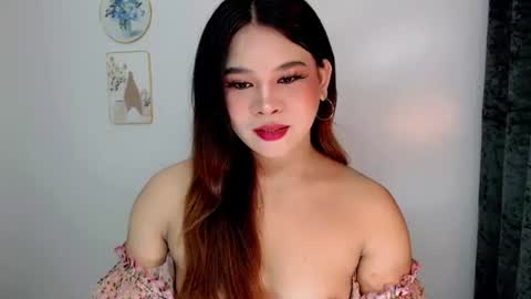 Snapshot of finest_jasminex chatting on 07.18.26 Jasmine online show from 07.18.26