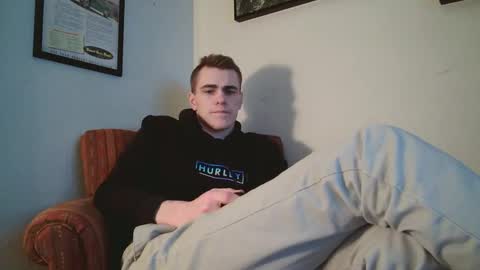 Snapshot of finnabun33 chatting on 01.08.25 Jake I am Bicurious online show from 01.08.25