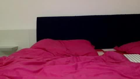 Fiona online show from 02.05.25