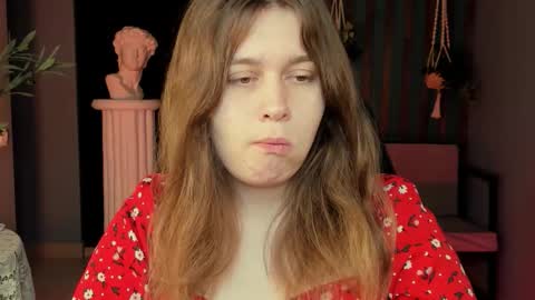 fiora online show from 11.03.25