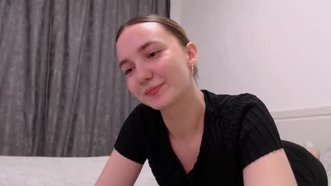 fireflies_fly_ online show from 11.16.25