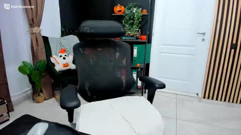 Kallisy online show from 11.20.25