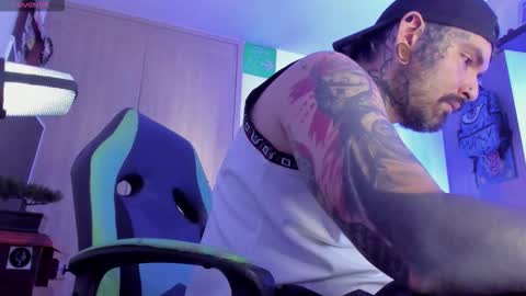 Snapshot of fisherrman666 chatting on 10.01.25 fisherrman666 online show from 10.01.25