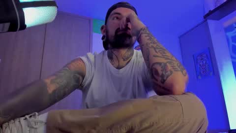 Snapshot of fisherrman666 chatting on 10.31.25 fisherrman666 online show from 10.31.25