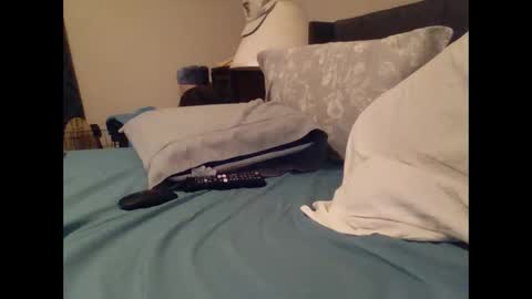 Snapshot of fitbit90 chatting on 04.05.26 FitBit online show from 04.05.26