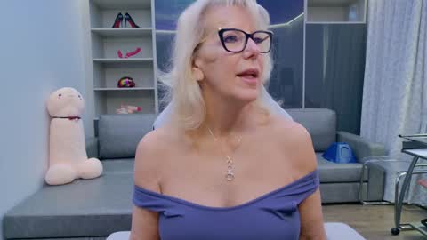 Bianca online show from 12.19.25