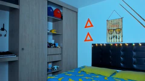 Elias Valencia online show from 03.03.25