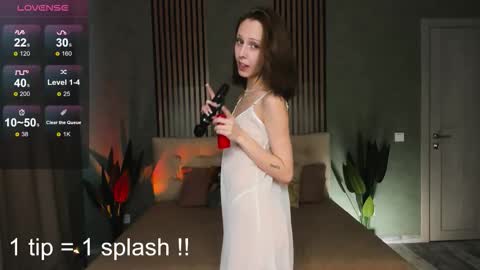 im Linda please give me thumbs up online show from 10.16.25