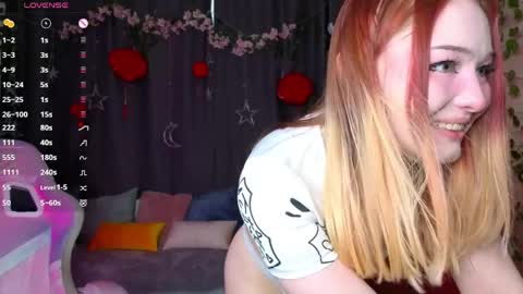 Snapshot of flaircorell chatting on 05.23.26 Sophie online show from 05.23.26
