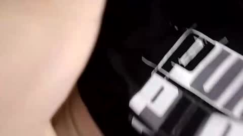 Snapshot of flakoganoso chatting on 01.12.25 flakoganoso online show from 01.12.25