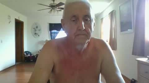 flamale65to online show from 04.17.26