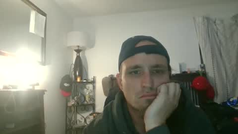 fleetingfeeling online show from 12.17.25