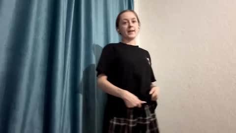 Snapshot of fleshpoetry chatting on 03.04.26 Emma online show from 03.04.26