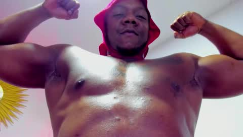 Snapshot of flex_taylor chatting on 12.18.25 Flex Taylor online show from 12.18.25