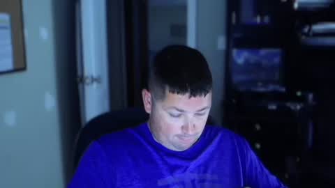 FL guy online show from 10.28.25