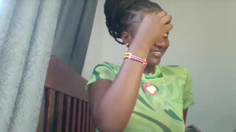 Snapshot of flirty_arrya chatting on 04.24.26 flirty_arrya online show from 04.24.26