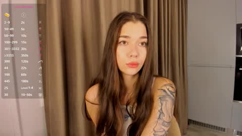Snapshot of flirtykitty_ chatting on 10.13.25 Emely online show from 10.13.25
