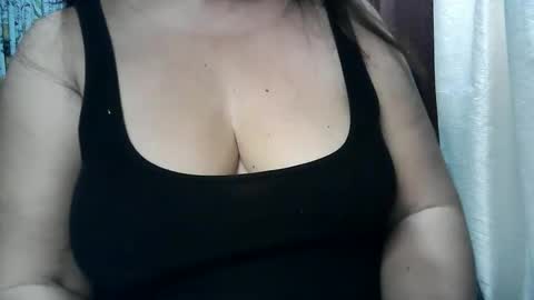 Snapshot of flirtymistressx chatting on 11.09.25 FlirtyMistressX online show from 11.09.25