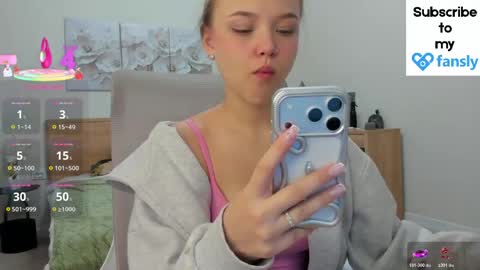 Mona online show from 04.19.26