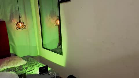 flor_gil online show from 02.27.26