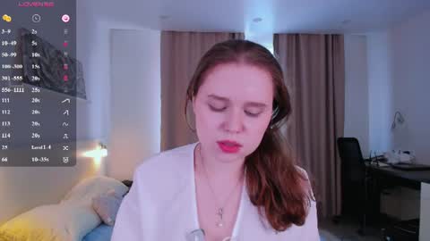 Snapshot of flora_fiore chatting on 06.27.26 Hayley I WILL COME BACK ON MAY 27TH 6pm UTC online show from 06.27.26