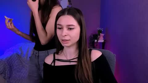 Snapshot of flora_ri chatting on 02.18.26 just ask me online show from 02.18.26