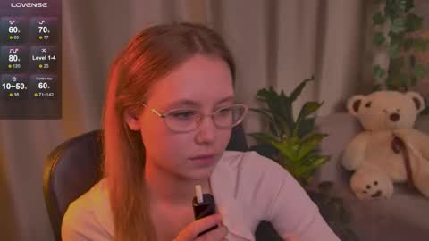 Snapshot of floralarsson chatting on 06.05.26 hey there guys im Flora no not the one from WInx. But I love magical stuff and especially I love nature. I dont know I thin online show from 06.05.26