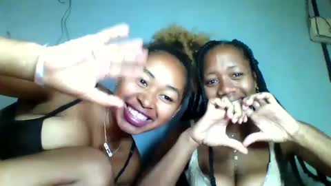 florencia011 online show from 02.17.25