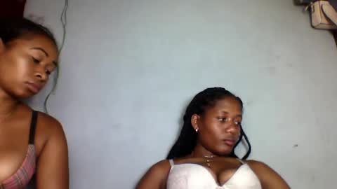 florencia011 online show from 02.20.25