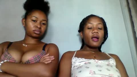 florencia011 online show from 02.25.25