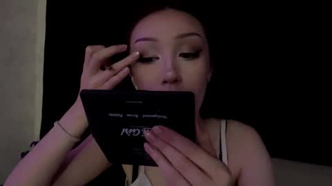 Snapshot of florinebolevice chatting on 05.29.26 Lucy online show from 05.29.26