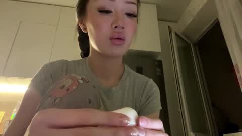 Snapshot of florinebolevice chatting on 06.02.26 Lucy online show from 06.02.26