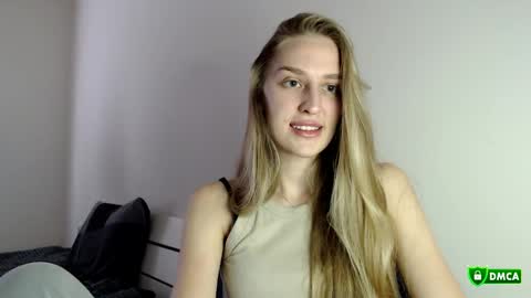 Florisa online show from 10.17.25