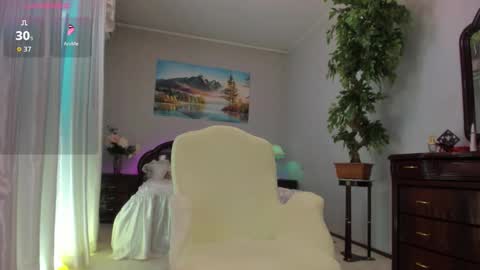 Nicole online show from 09.10.25