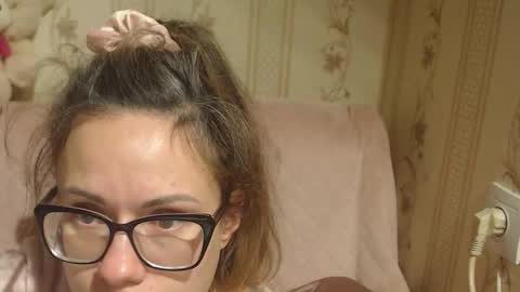 say meow and send tip  online show from 11.13.25