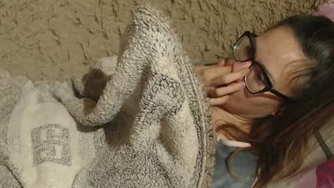 say meow and send tip  online show from 12.08.24