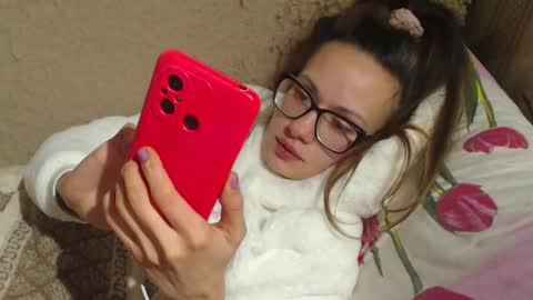 say meow and send tip  online show from 12.14.24