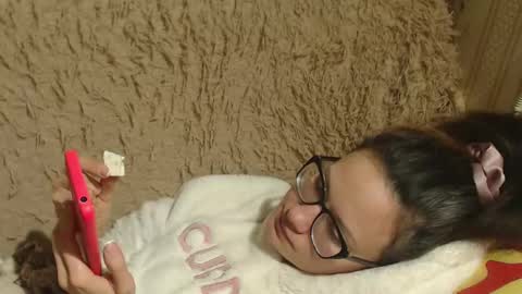 say meow and send tip  online show from 01.18.25