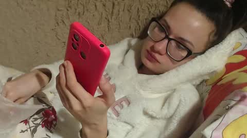 say meow and send tip  online show from 02.17.25