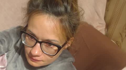 say meow and send tip  online show from 09.25.25