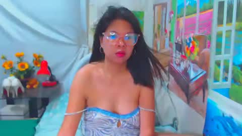 Lexii online show from 01.04.25