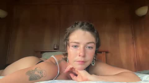 Snapshot of flowergirl448844 chatting on 01.26.25 Flowergirl online show from 01.26.25