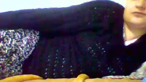 Snapshot of flowerlauren chatting on 02.04.25 flowerlauren69 online show from 02.04.25