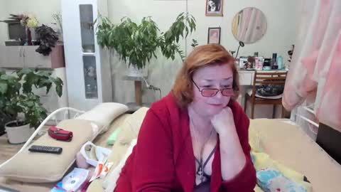 Flowerlower online show from 10.14.25