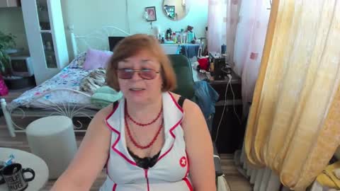 Flowerlower online show from 03.11.26