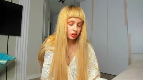 Flower online show from 04.28.26