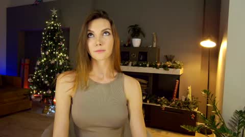 Snapshot of flowerr_powerr chatting on 12.20.24 Katrin online show from 12.20.24