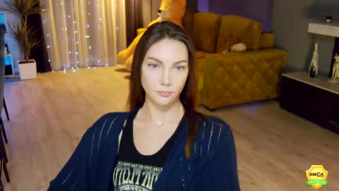 Snapshot of flowerr_powerr chatting on 02.21.25 Katrin online show from 02.21.25