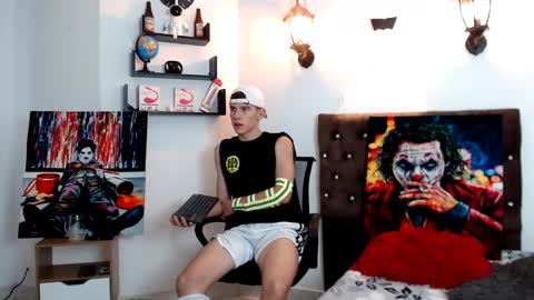 flowers109 online show from 02.24.25